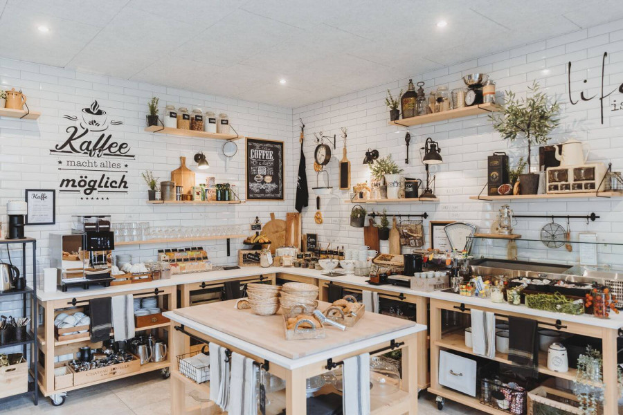 Frühstück in Emma's Hotel in Lungern