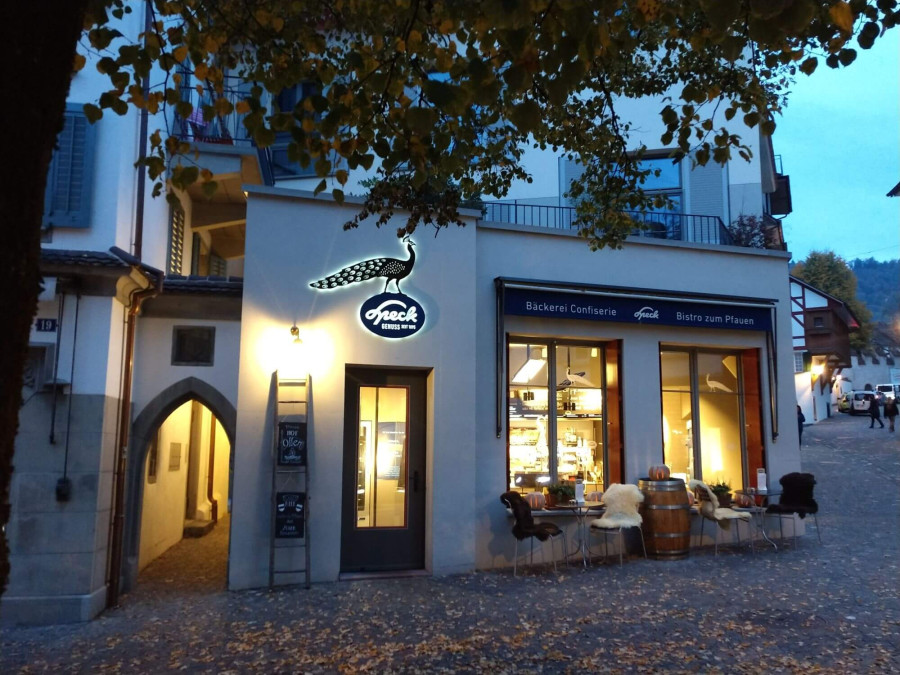 Frühstück oder Brunch im Bistro zum Pfauen Confiserie Speck in Zug
