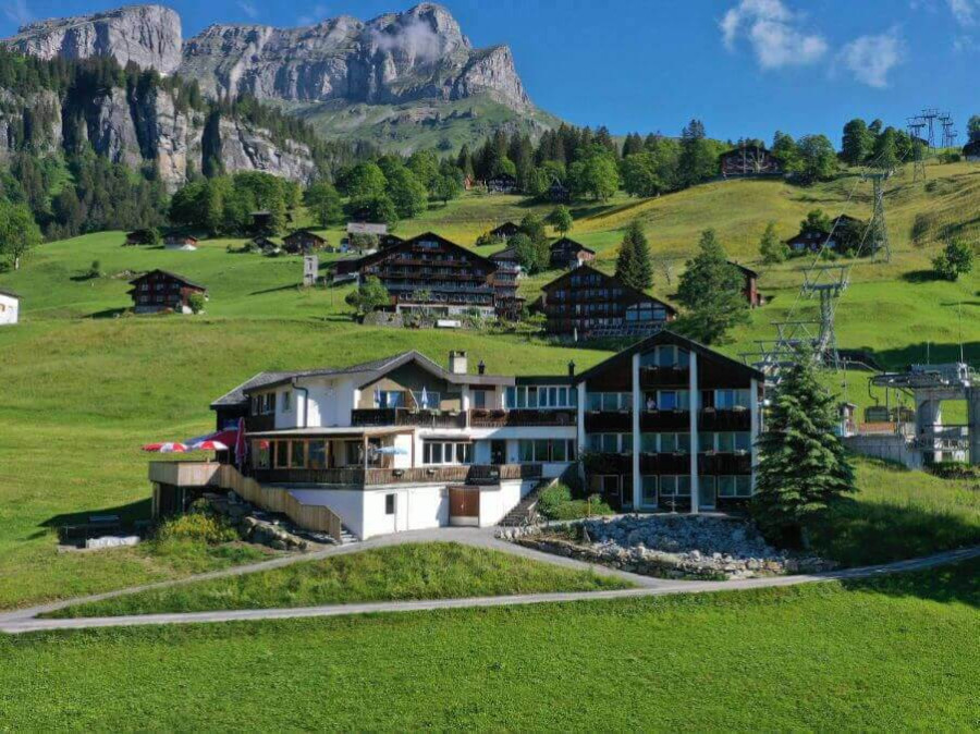 Neuer Frühstückspartner - Hotel Cristal in Braunwald